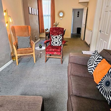 3 Bedroom-5 Beds Newland Ave King'S Palace Leisure-Contractor-Heart Of Hull Amenities Kingston upon Hull Exterior photo