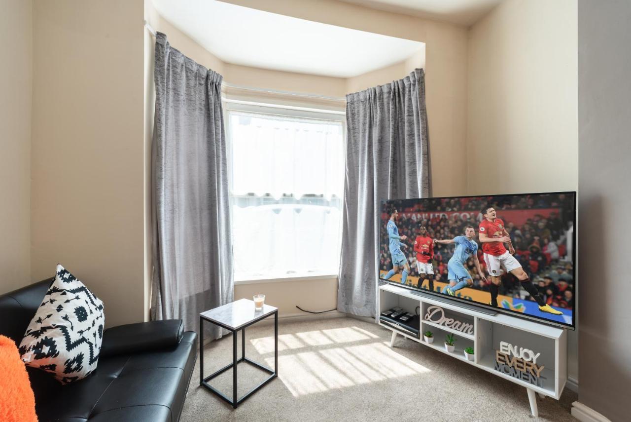 3 Bedroom-5 Beds Newland Ave King'S Palace Leisure-Contractor-Heart Of Hull Amenities Kingston upon Hull Exterior photo