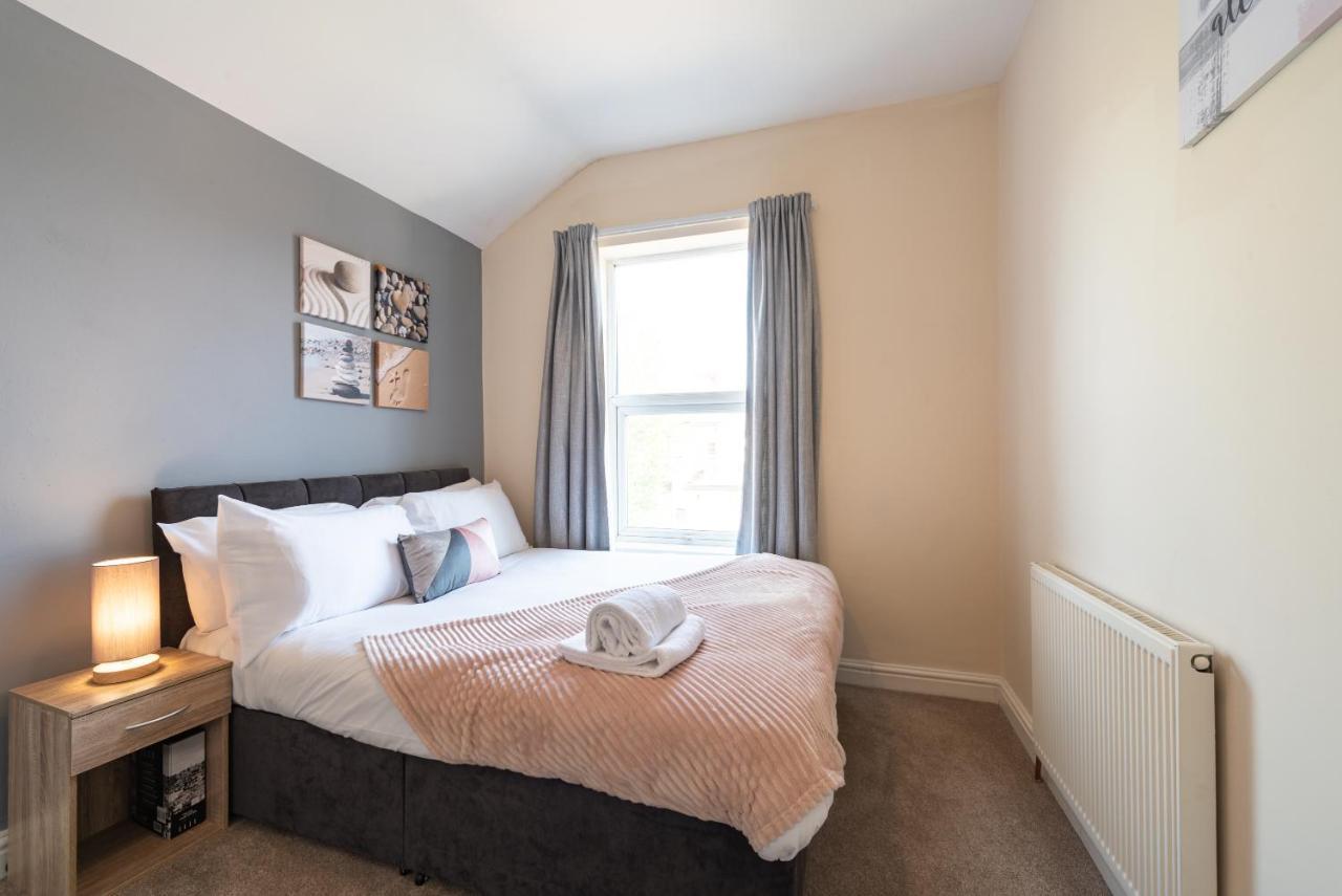 3 Bedroom-5 Beds Newland Ave King'S Palace Leisure-Contractor-Heart Of Hull Amenities Kingston upon Hull Exterior photo